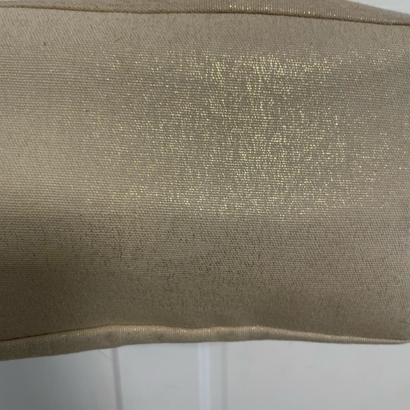 Chico’s, Cream Metallic Beaded and Fringed Large tote bag. New - Picture 5 of 10